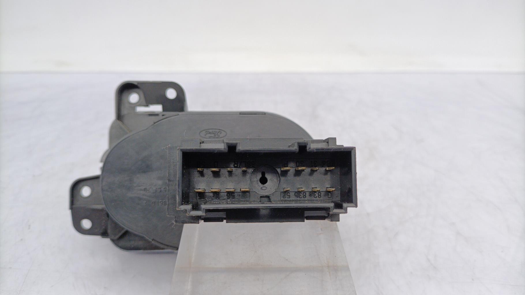 Commande de phare FORD FIESTA 5 PHASE 1 Diesel - 1