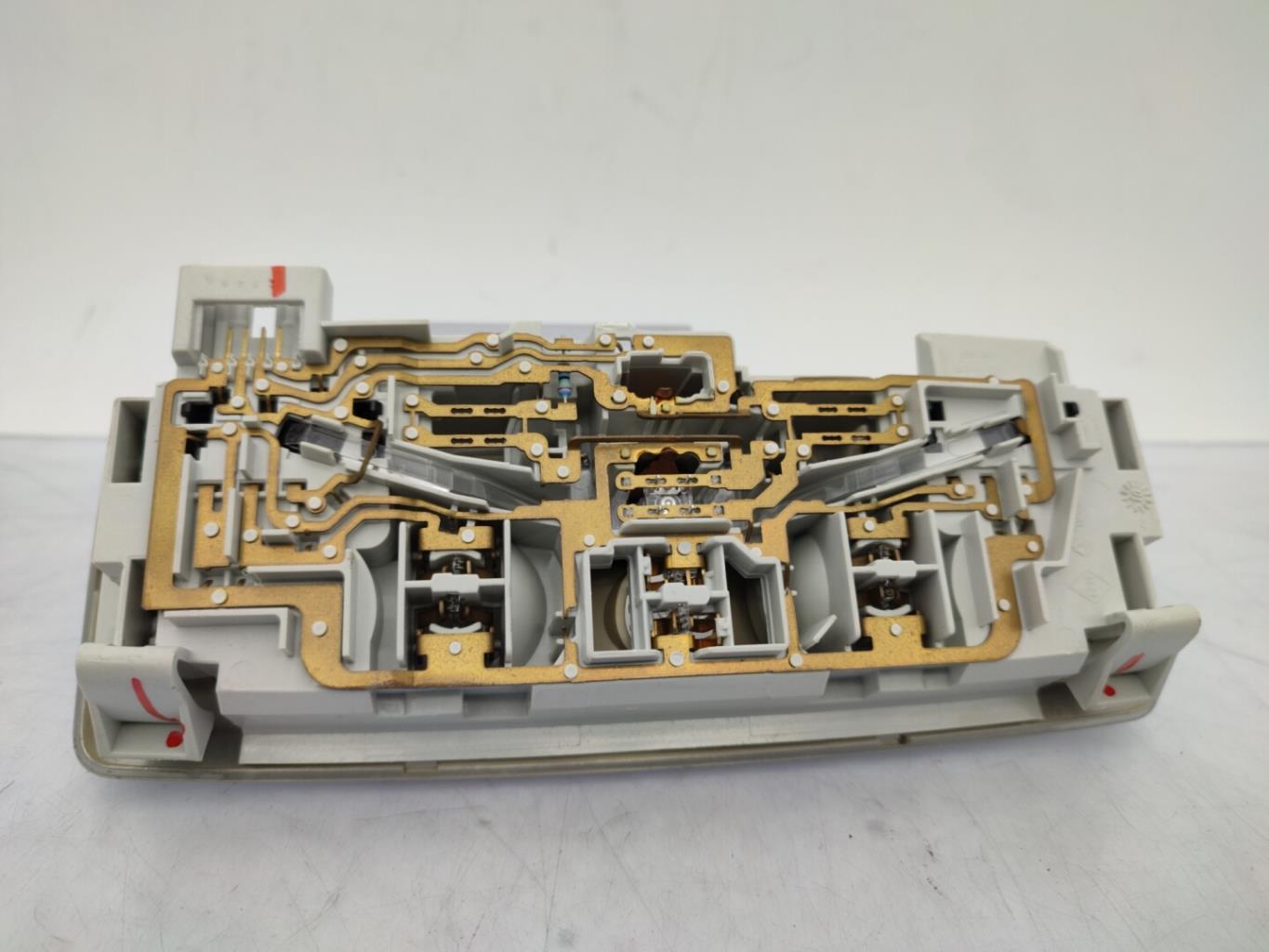 Eclairage de plafonnier RENAULT LATITUDE Diesel - 1