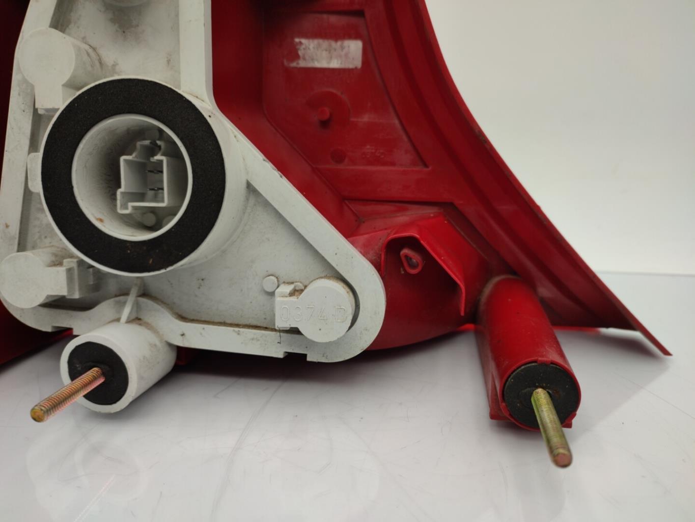 Fanale posteriore principale destro (luci) FORD FOCUS 1 Gasolina - 1