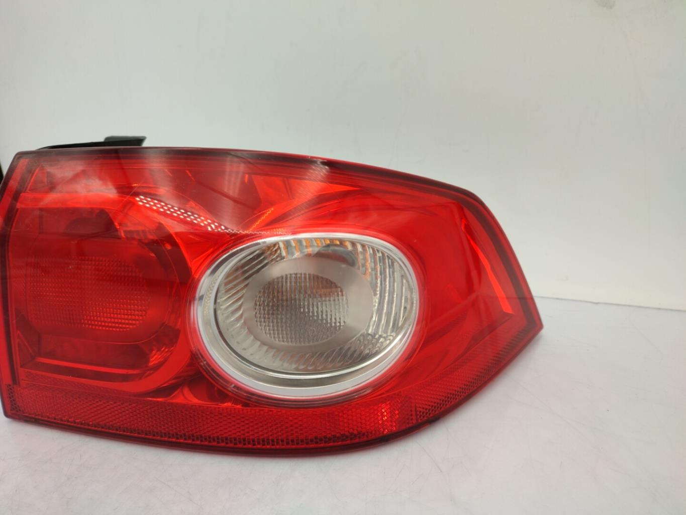 Fanale posteriore principale destro (luci) RENAULT LAGUNA 2 PHASE 2 Gasolina - 1