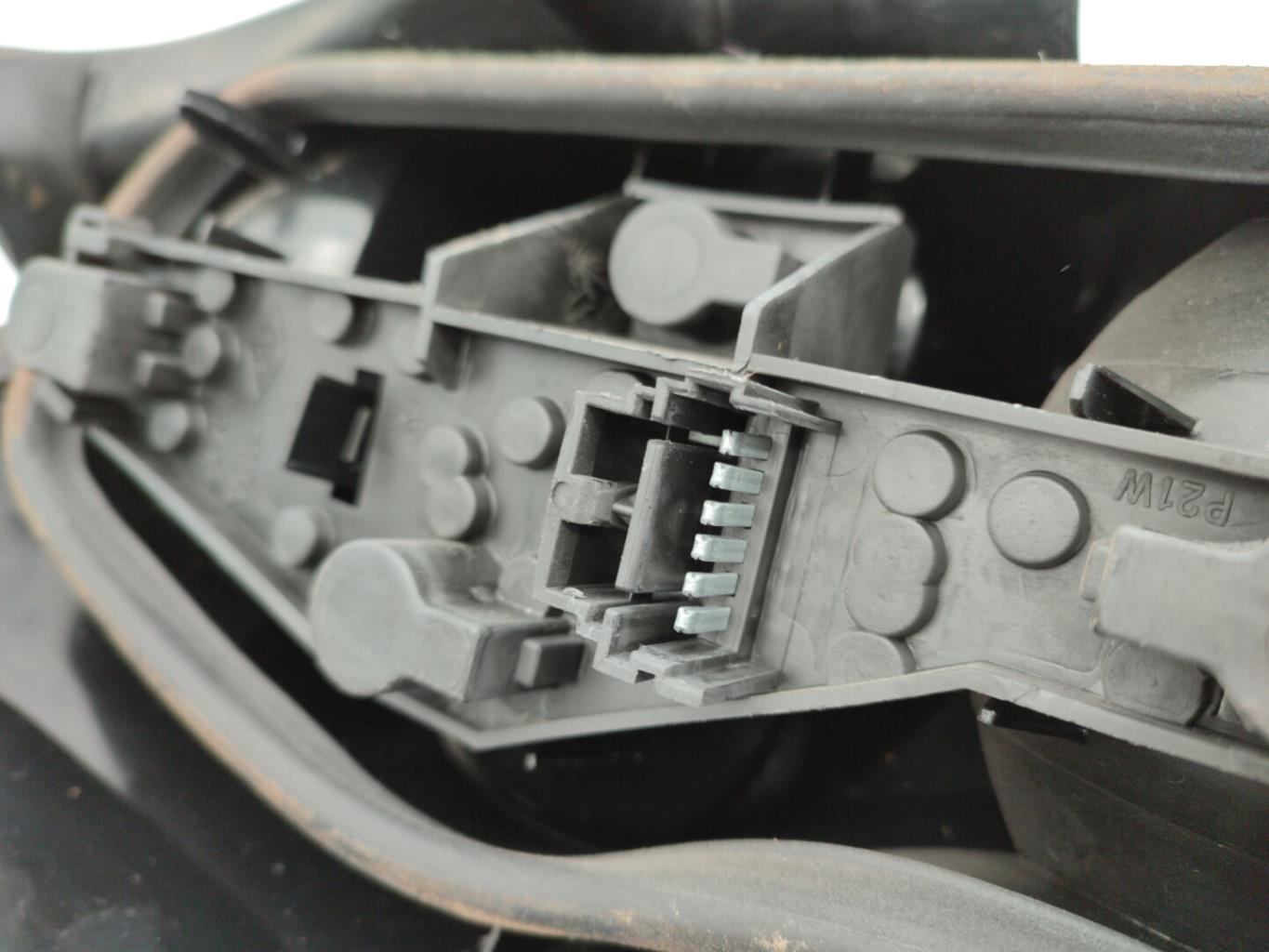 Fanale posteriore principale destro (luci) RENAULT LAGUNA 2 PHASE 1 BREAK Gasolina - 1