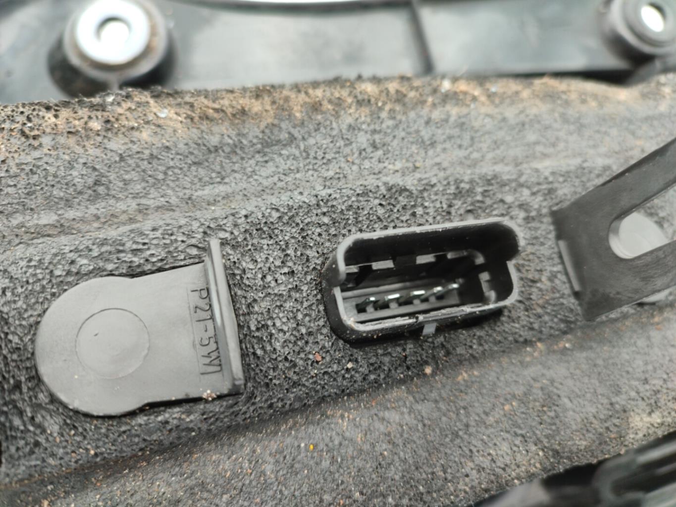 Fanale posteriore principale sinistro (luci) NISSAN MICRA 3 PHASE 1 Gasolina - 1