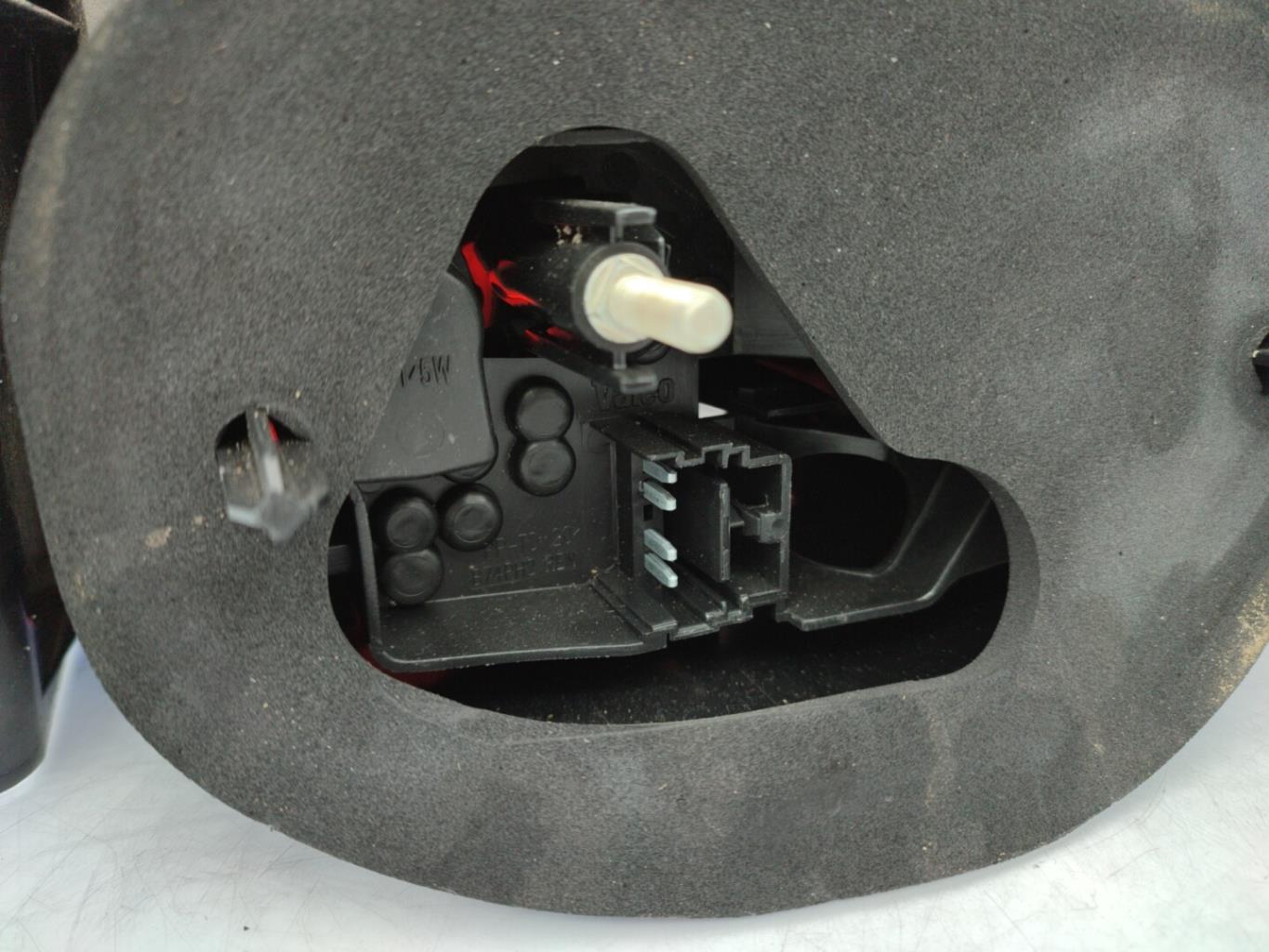 Fanale posteriore principale sinistro (luci) RENAULT LAGUNA 2 PHASE 2 Gasolina - 1