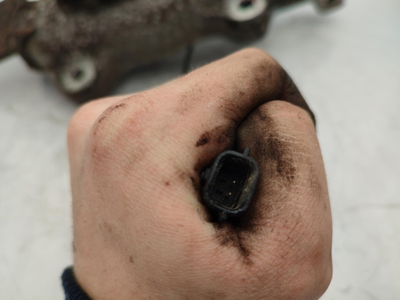 Fusee avant droit RENAULT LAGUNA 3 PHASE 1 Diesel - 1