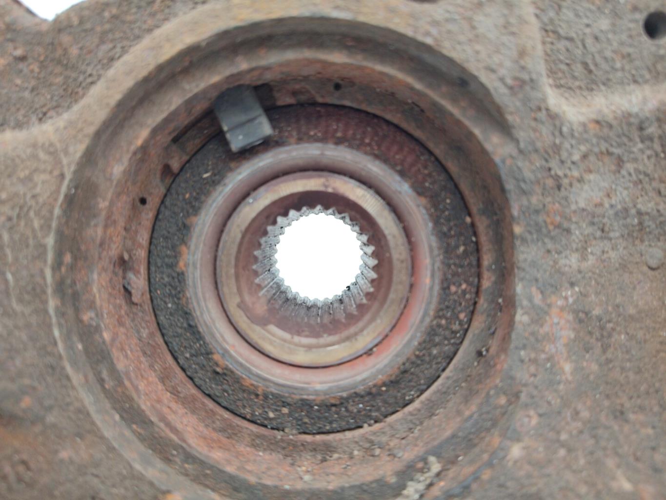 Fusee avant droit RENAULT SCENIC 3 PHASE 1 Diesel - 1