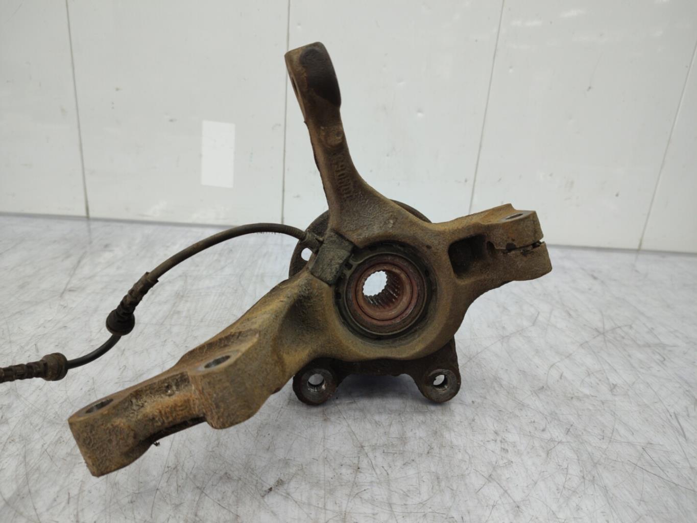 Fusee avant droit DACIA SANDERO 1 Diesel - 1