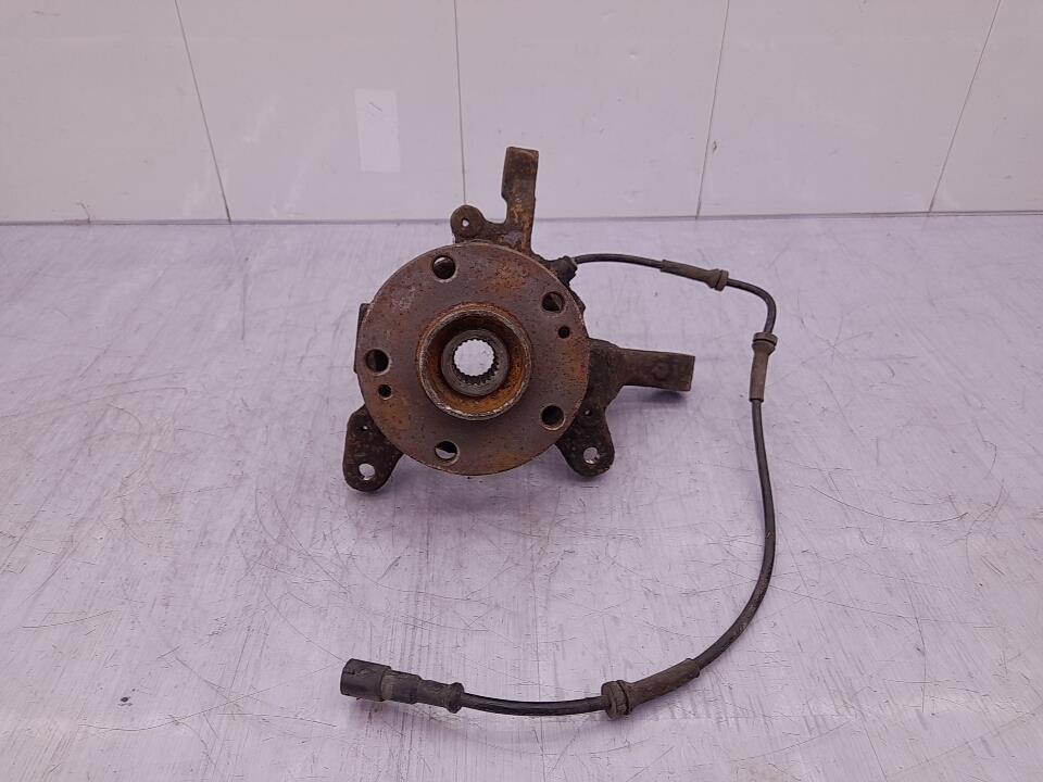Fusee avant droit RENAULT SCENIC 1 PHASE 2 Diesel - 1