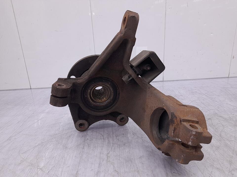 Fusee avant gauche PEUGEOT 206+ Diesel - 1