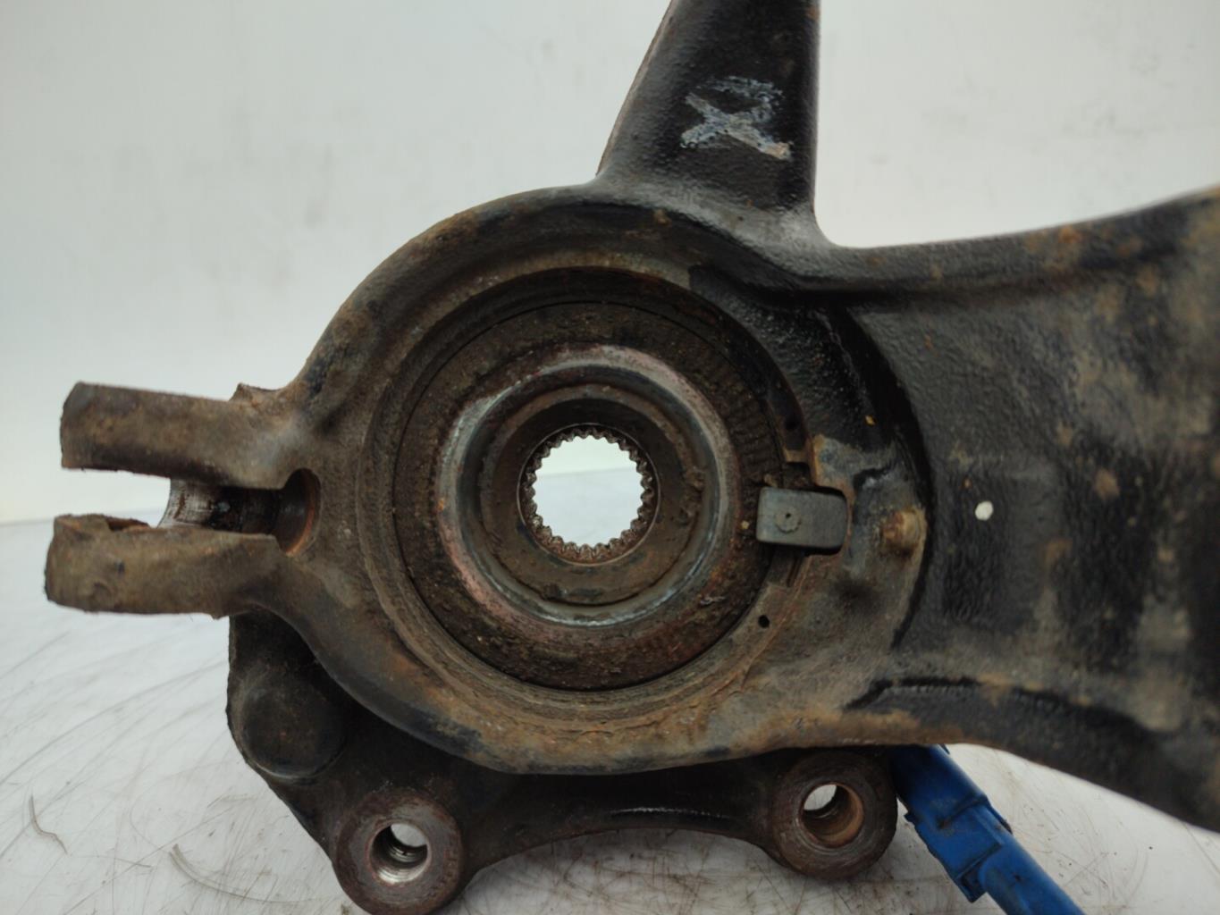 Fusee avant gauche PEUGEOT 208 1 PHASE 2 Diesel - 1