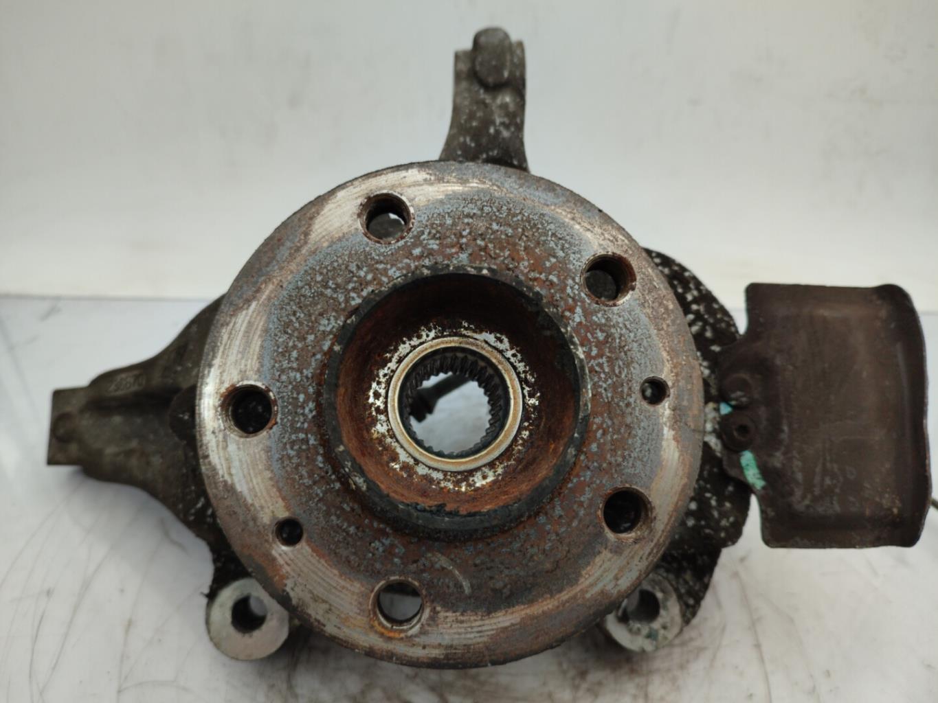 Fusee avant gauche RENAULT LATITUDE Diesel - 1