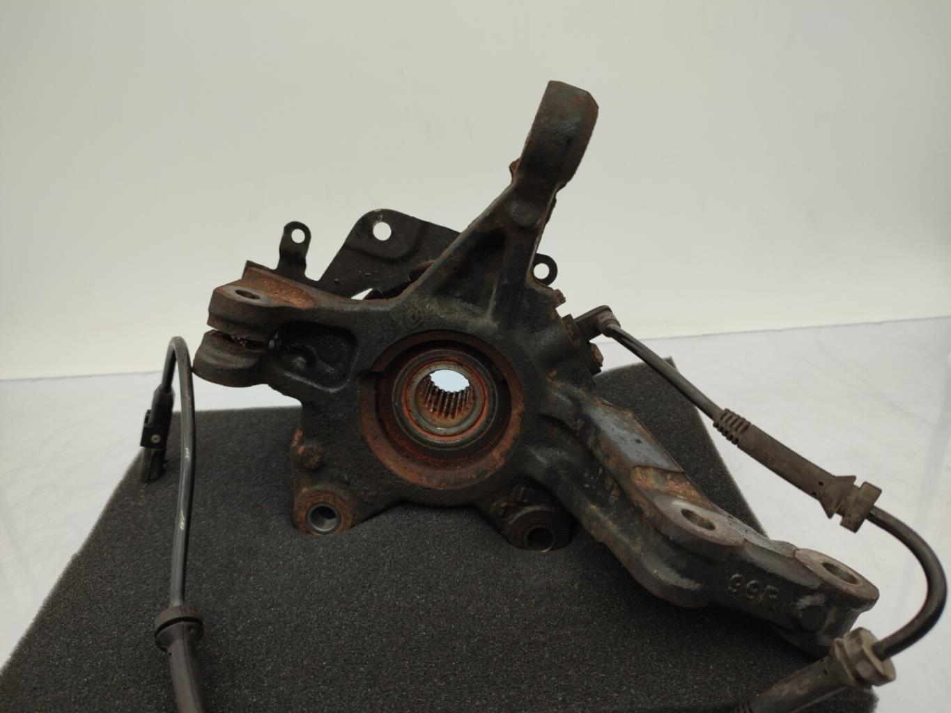Fusee avant gauche RENAULT CLIO 4 PHASE 2  - 1
