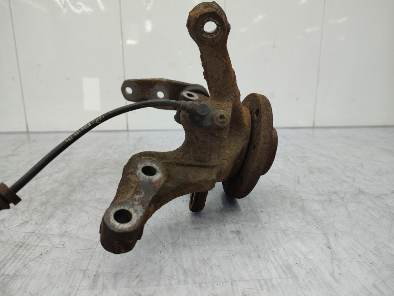 Fusee avant gauche RENAULT TWINGO 1 PHASE 3 Essence - 1