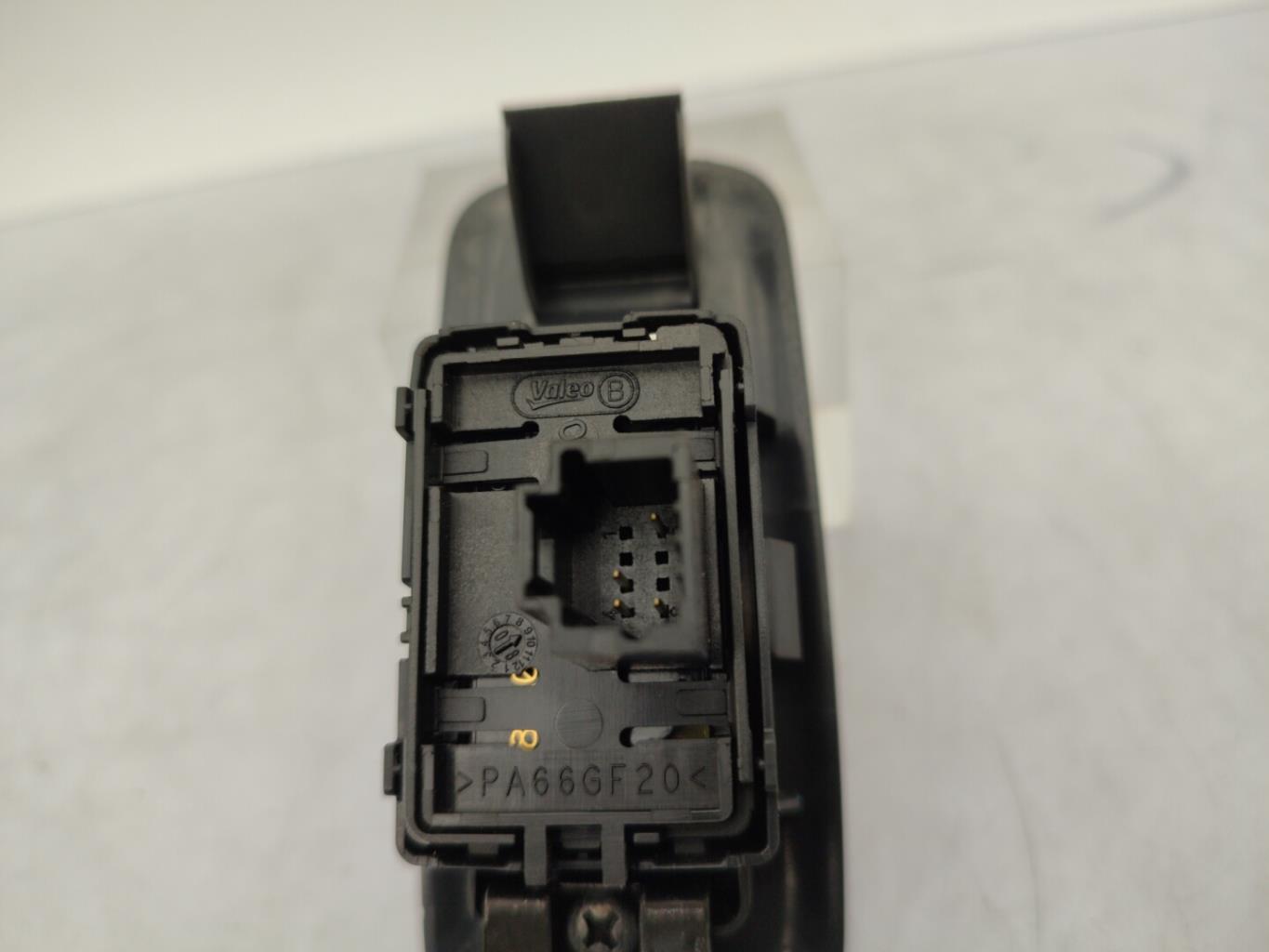 Interruttore lavacristalli posteriore destro RENAULT LATITUDE Diésel - 1