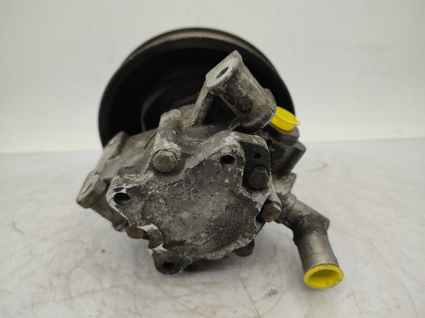 Pompe de direction MERCEDES VITO 638 Diesel - 1