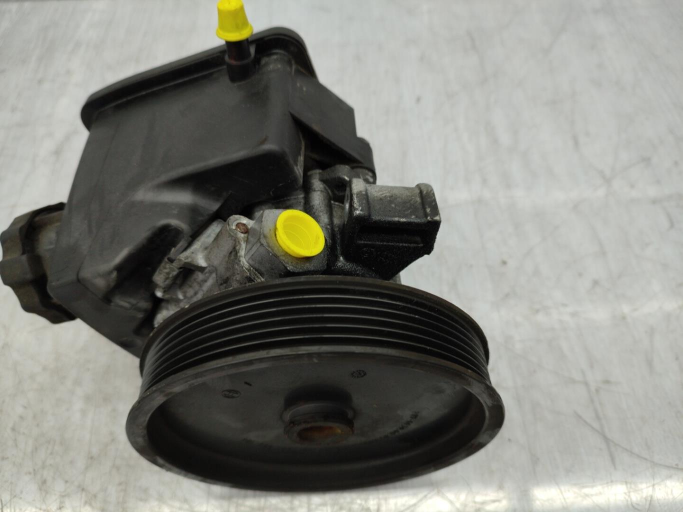 Pompe de direction MERCEDES CLASSE C 204 PHASE 1 BREAK Diesel - 1