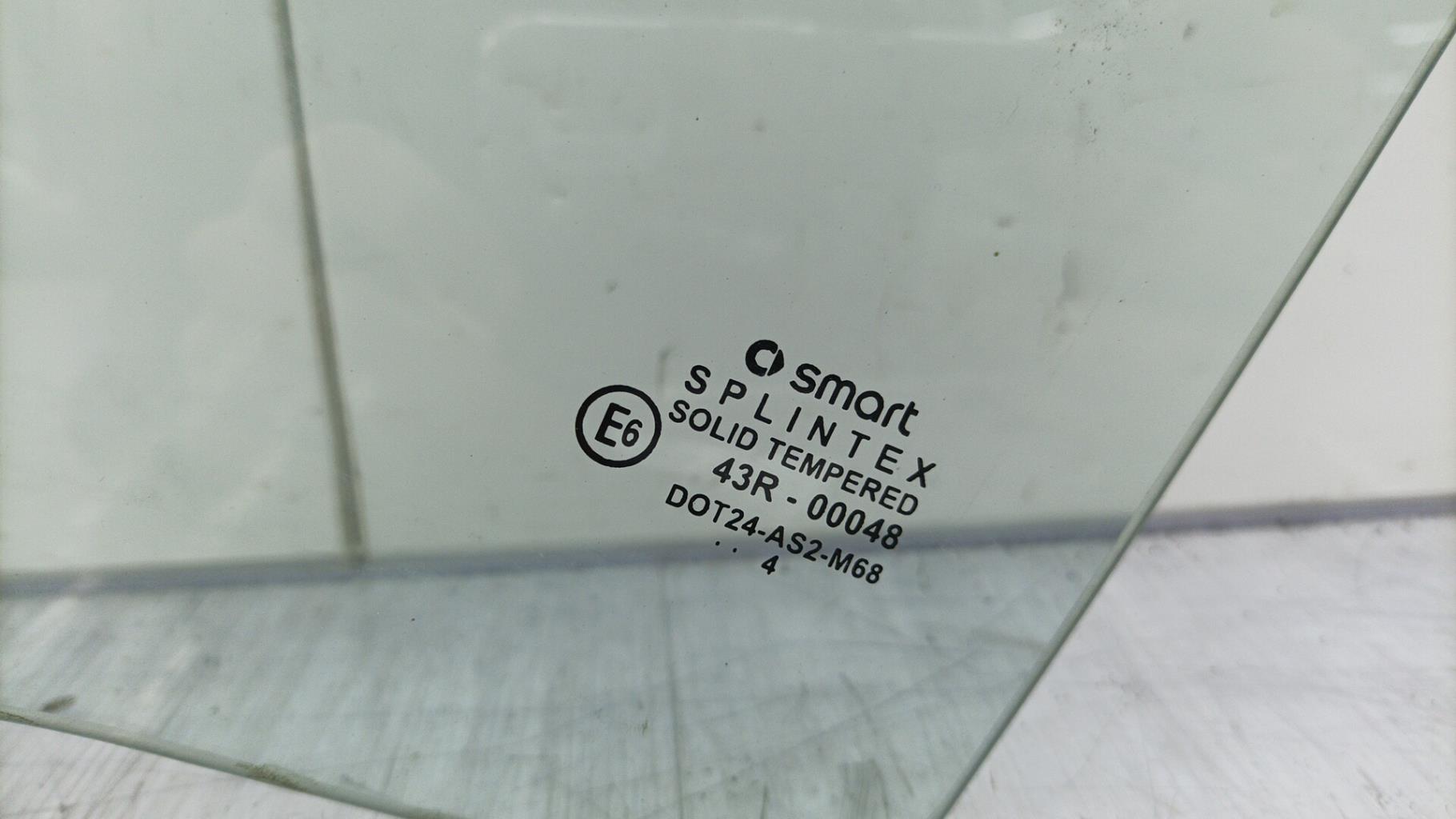 Vitre arriere gauche SMART FORFOUR 1 Essence - 1