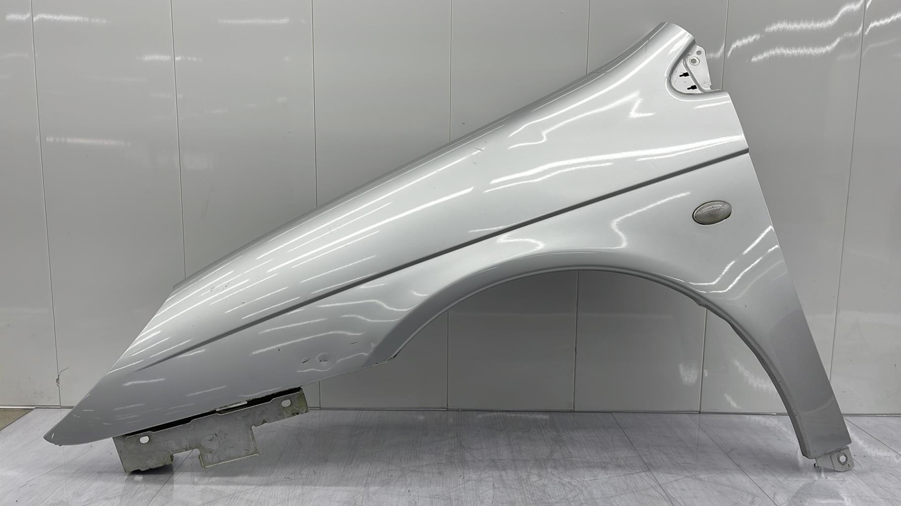 Parafango anteriore sinistro CITROEN C5 1 PHASE 1 Diésel - 1