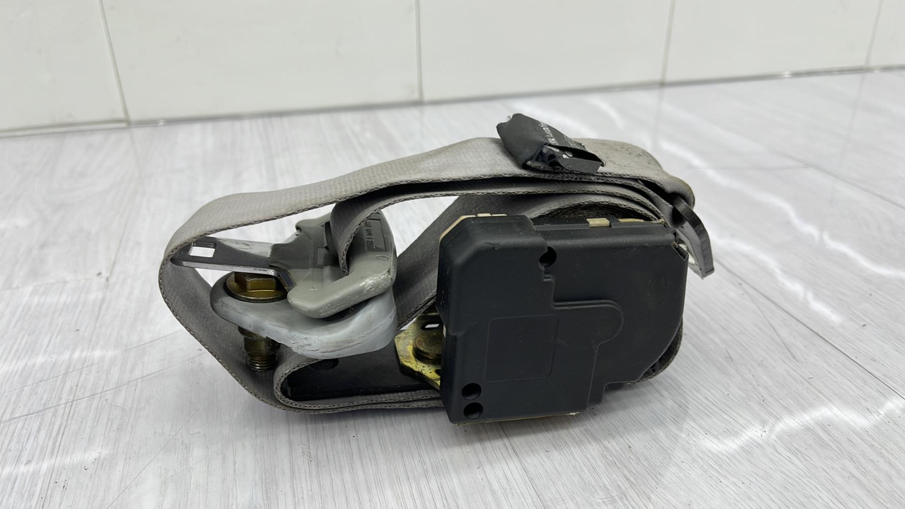 Cintura di sicurezza anteriore destra RENAULT SCENIC 1 PHASE 2 Diésel - 1