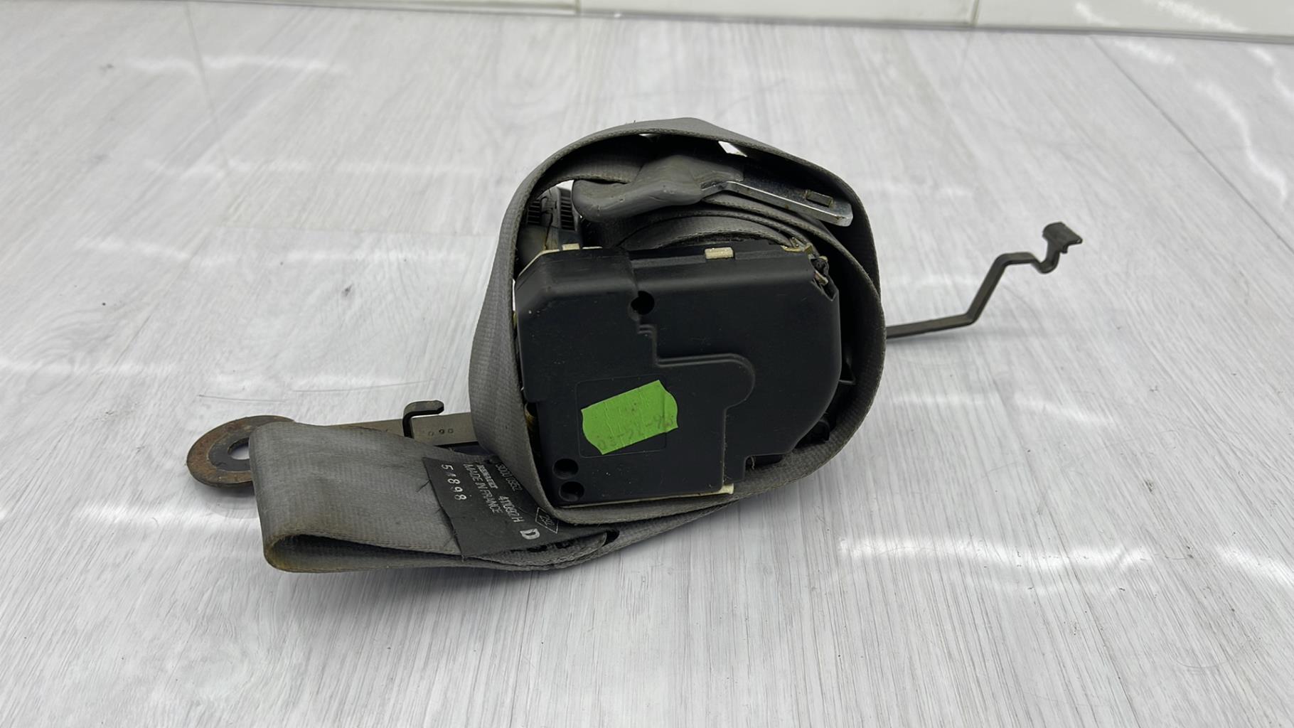 Cintura di sicurezza anteriore destra RENAULT CLIO 2 PHASE 1 Gasolina - 1