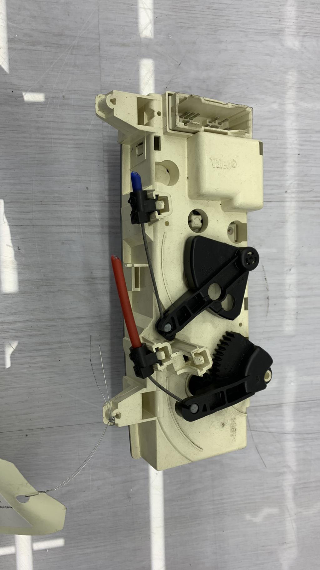 Commande chauffage RENAULT MEGANE 1 PHASE 1 Essence - 1