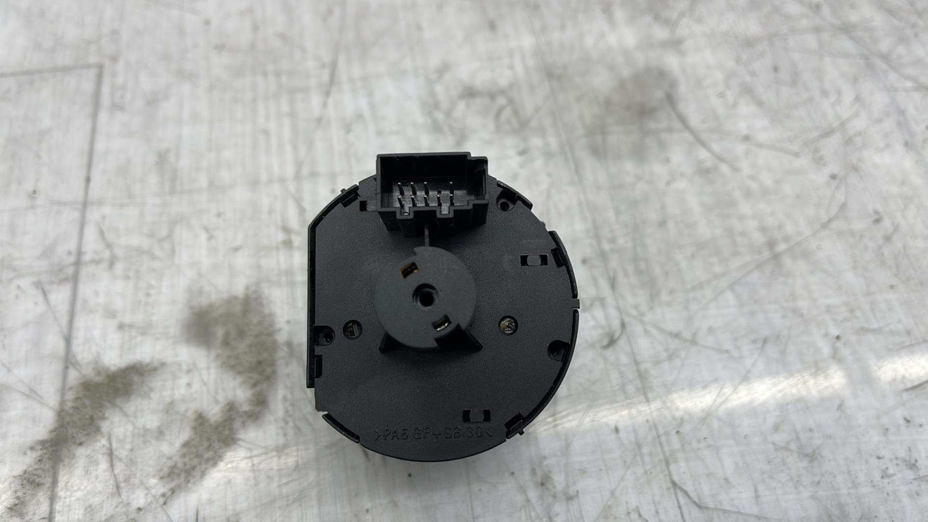 Commande de phare VOLKSWAGEN GOLF 7 PHASE 1 Diesel - 1