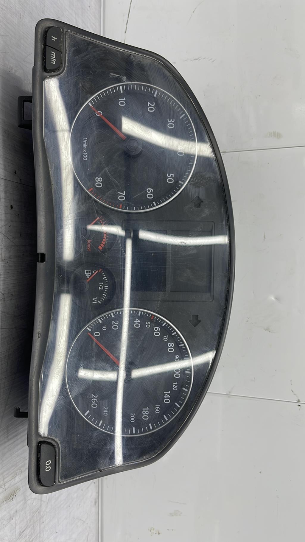 Compteur VOLKSWAGEN GOLF 5 Essence - 1