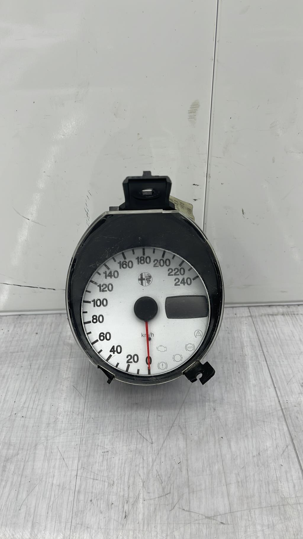 Compteur ALFA ROMEO 156 PHASE 3 BREAK Diesel - 1