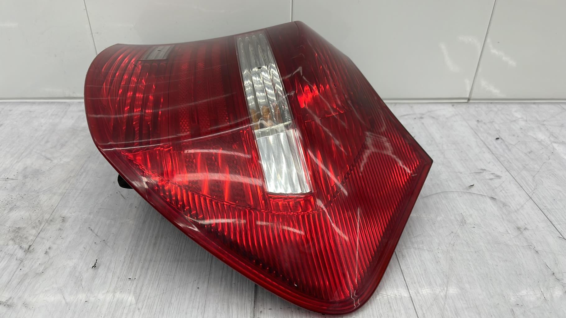 Fanale posteriore principale destro (luci) BMW SERIE 1 E87 PHASE 2 Diésel - 1