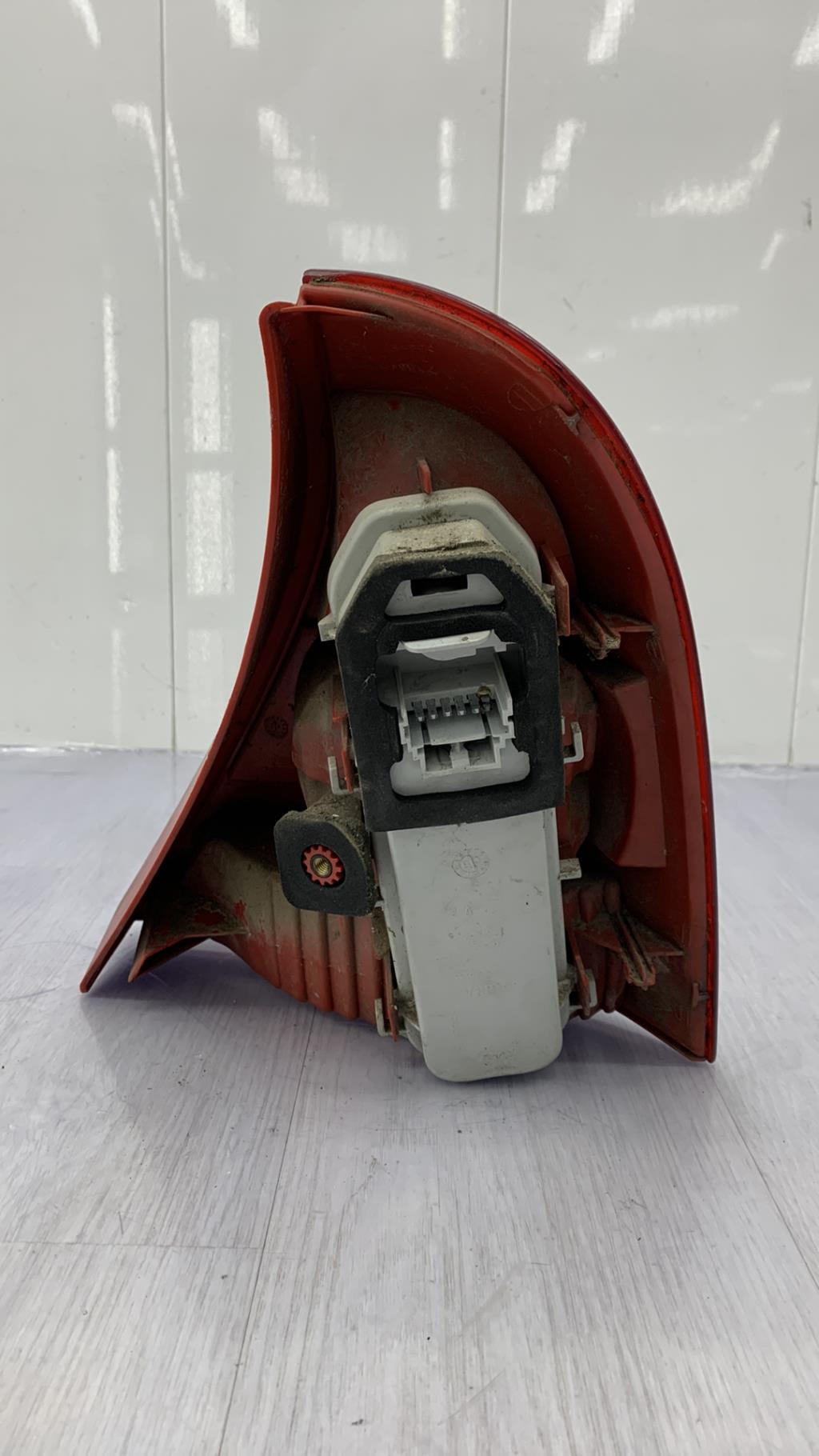 Fanale posteriore principale sinistro (luci) RENAULT CLIO 2 PHASE 2 Gasolina - 1