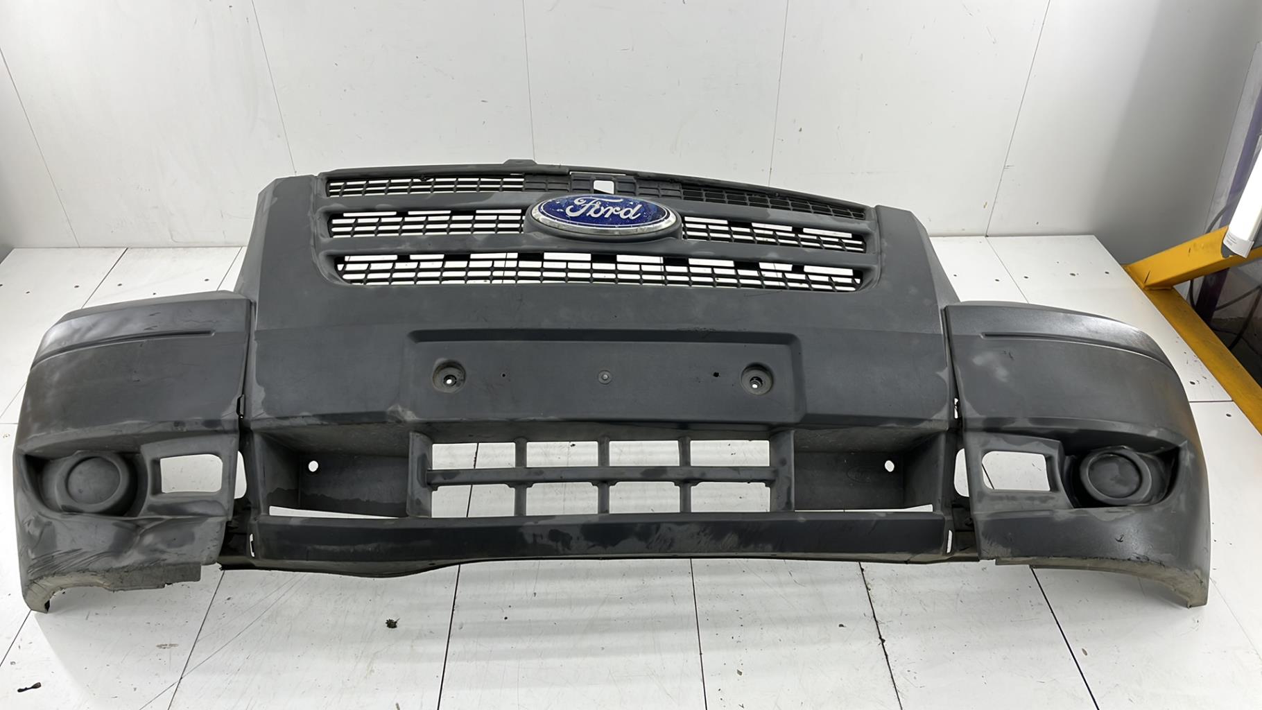 Pare choc avant FORD TRANSIT 4 Diesel - 1