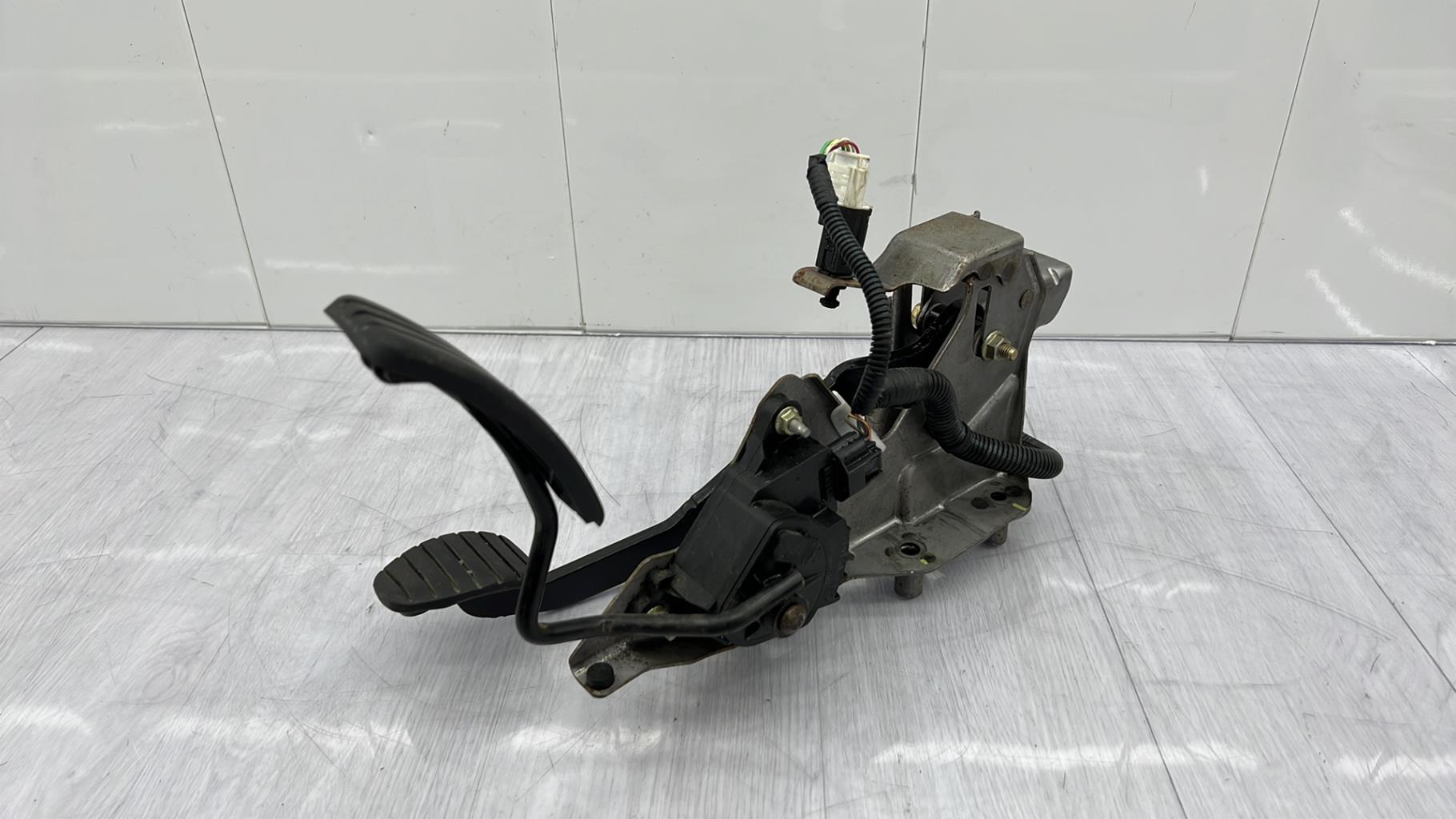Pedalier RENAULT MODUS PHASE 1 Diesel - 1