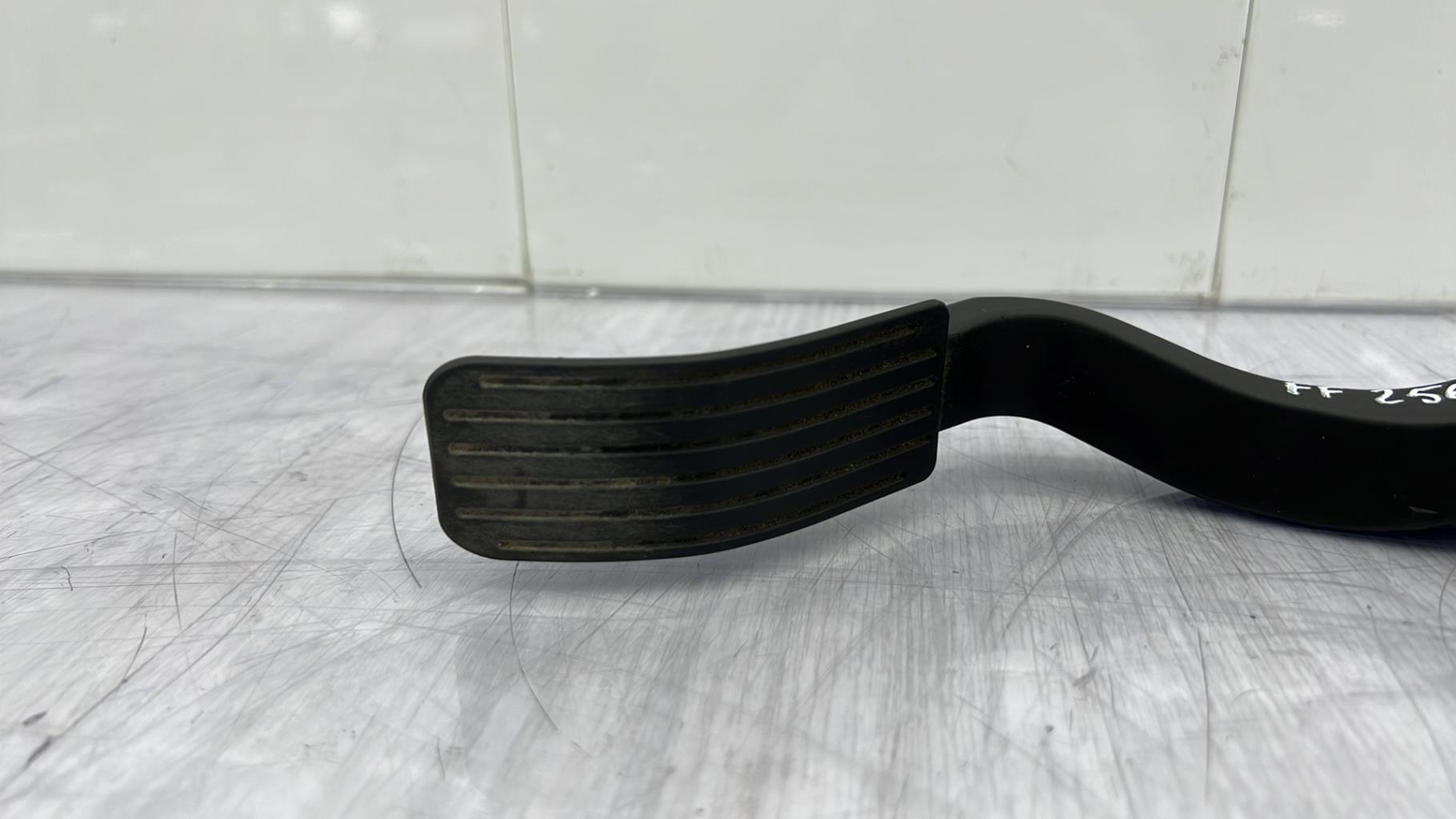 Pedale acceleratore PEUGEOT 207 PHASE 1 Gasolina - 1