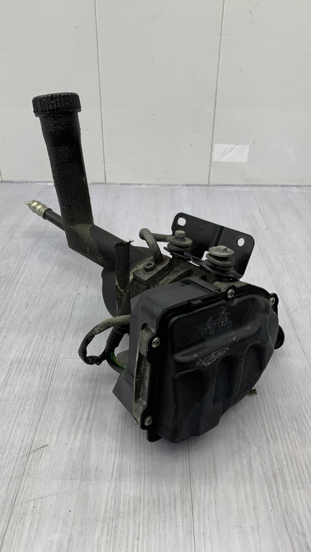 Pompe de direction CITROEN BERLINGO 2 PHASE 1 Diesel - 1