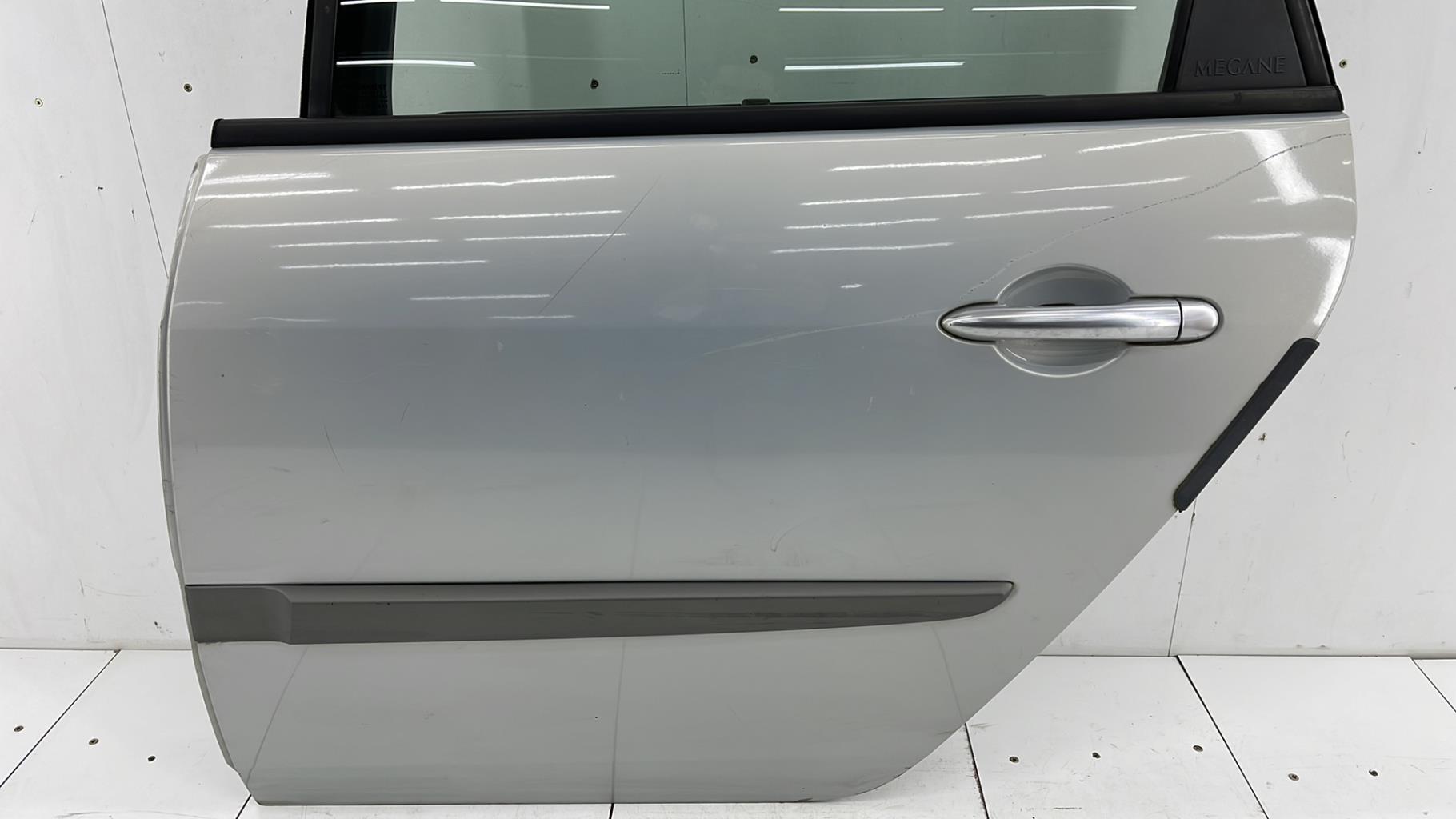 Portiera posteriore sinistra RENAULT SCENIC 2 PHASE 1 Diésel - 1