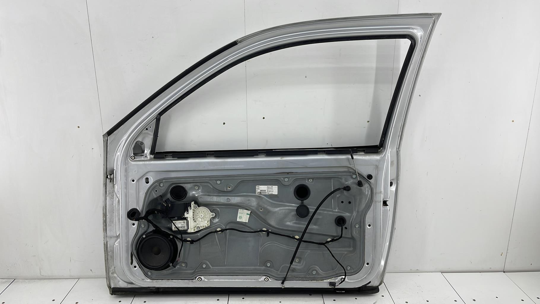 Portiera anteriore destra VOLKSWAGEN GOLF 4 Diésel - 1