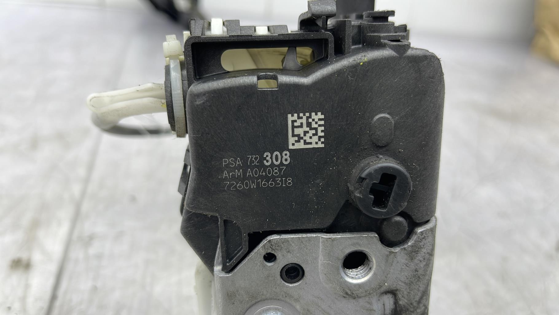 Serrure avant droit CITROEN C3 2 PHASE 1 Diesel - 1