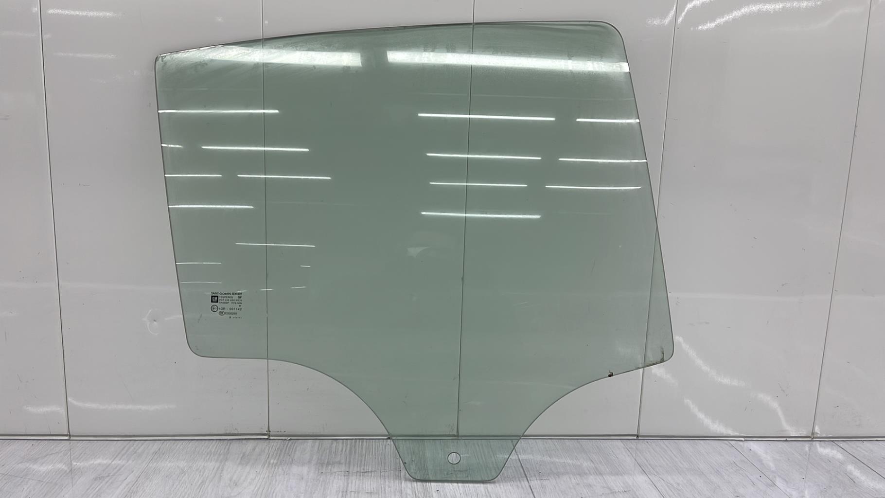 Vetro posteriore destro OPEL CORSA D PHASE 1 Gasolina/GLP - 1