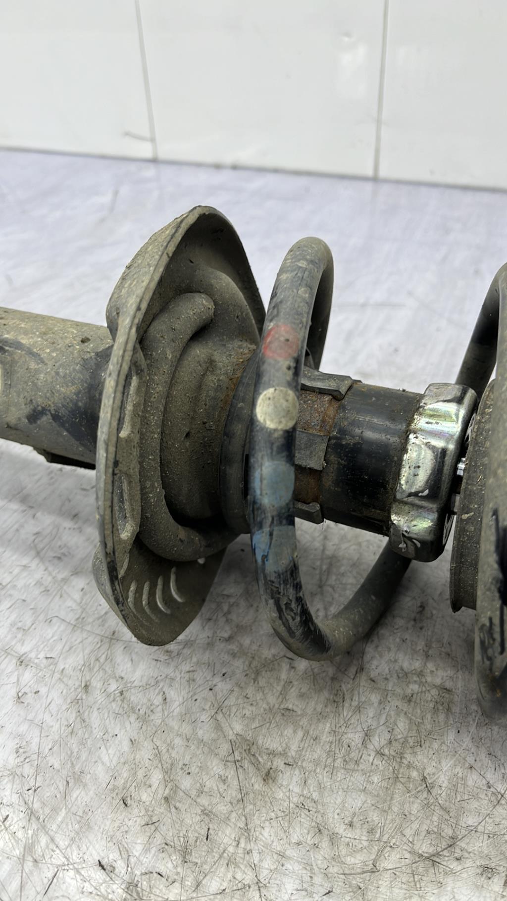 Ammortizzatore anteriore destro VOLKSWAGEN GOLF 5 Gasolina - 1