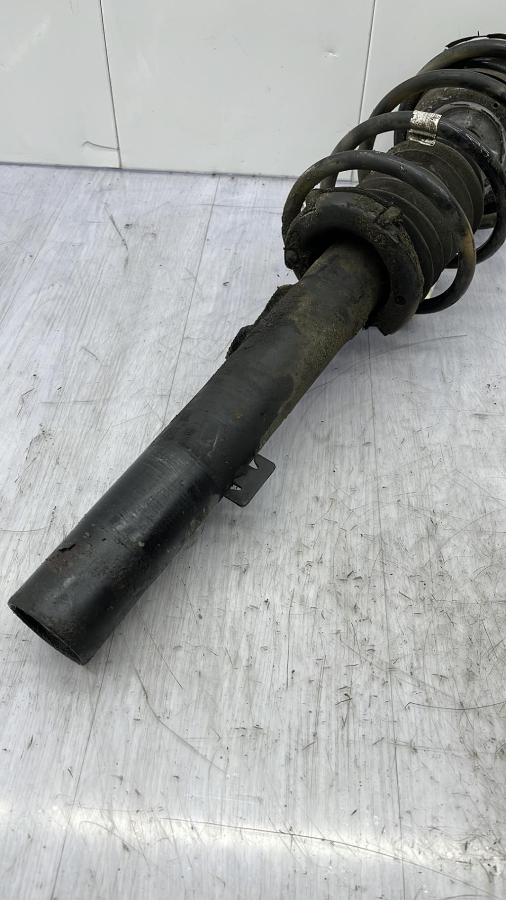 Ammortizzatore anteriore destro BMW SERIE 1 E87 PHASE 2 Diésel - 1