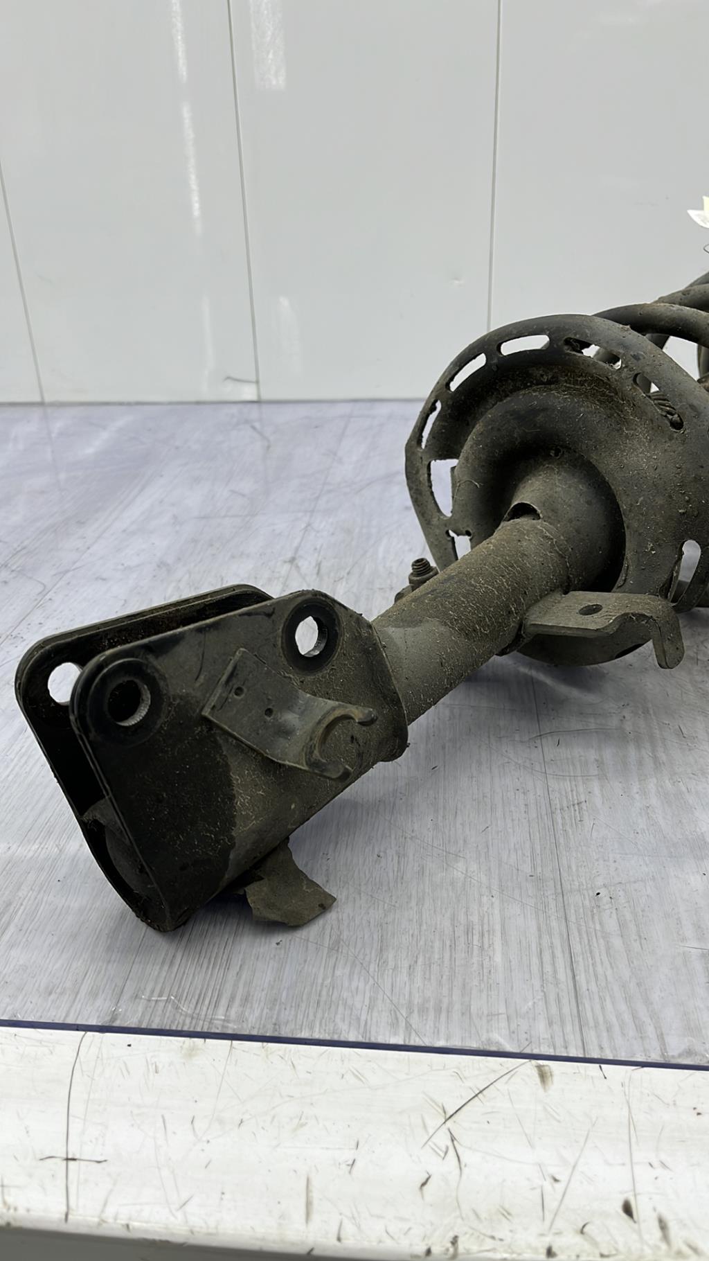 Ammortizzatore anteriore destro RENAULT LAGUNA 2 PHASE 2 BREAK Diésel - 1