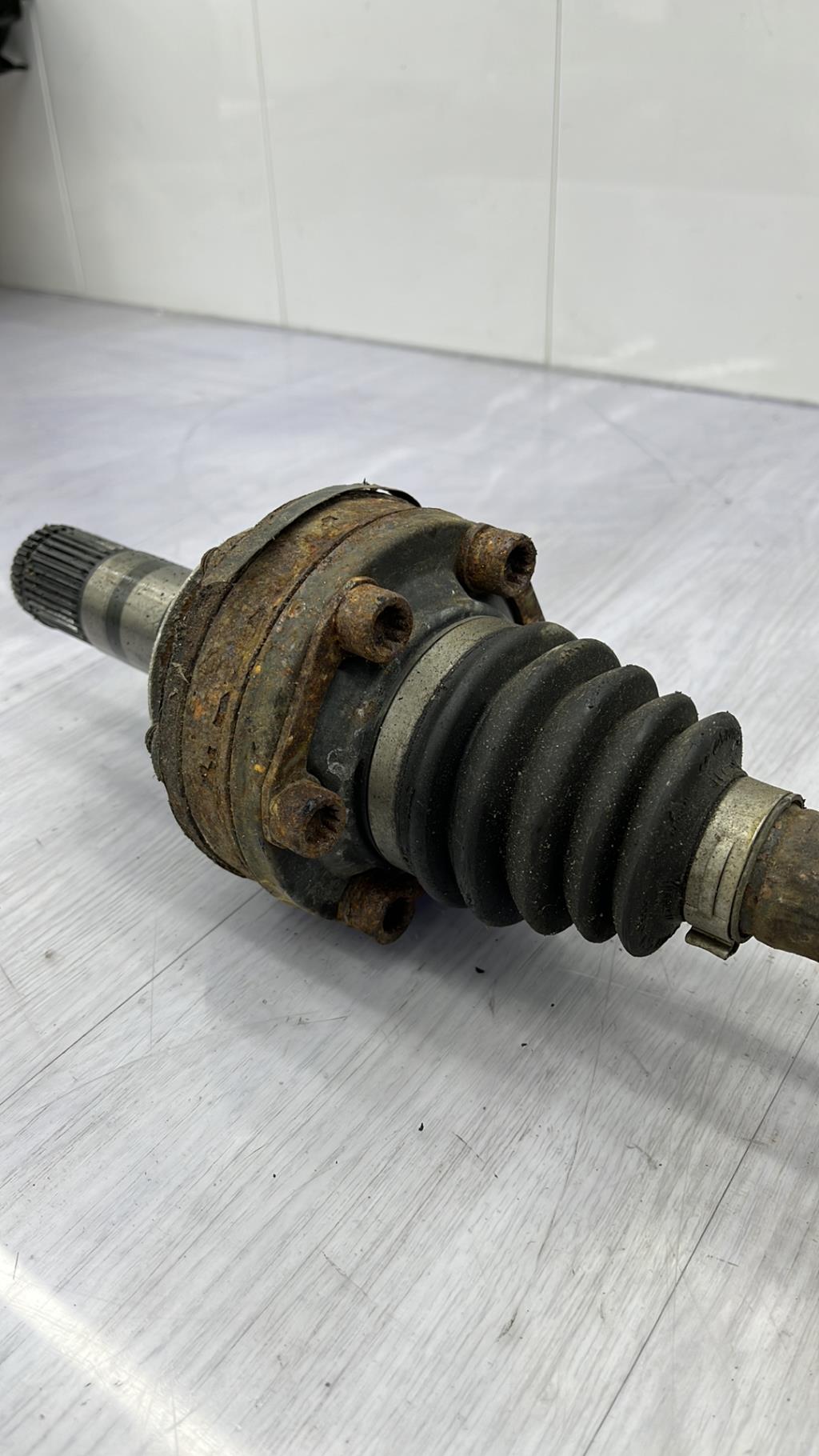 Giunto cardanico posteriore destro (trasmissione) PORSCHE CAYENNE 1 PHASE 1 Gasolina - 1