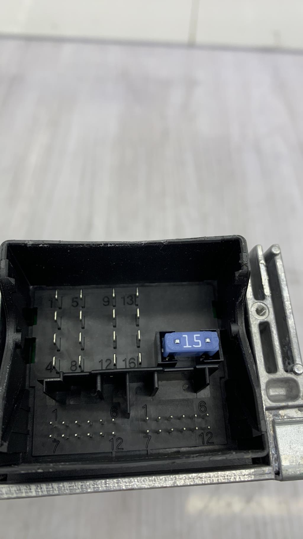 Chargeur CD CITROEN C4 2 PHASE 1 Diesel - 1