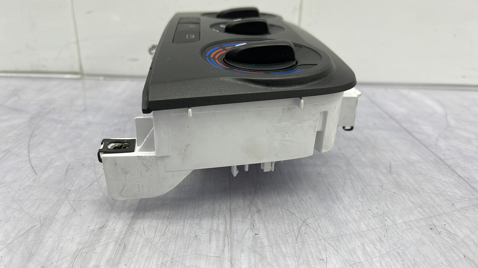 Commande chauffage FIAT GRANDE PUNTO Diesel - 1