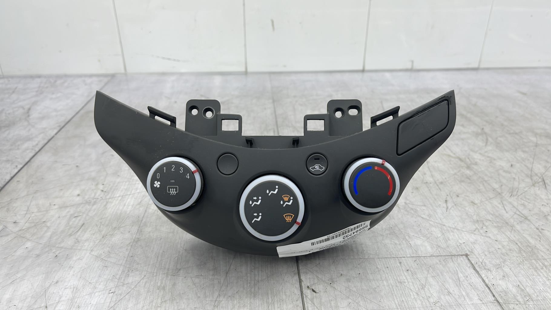 Commande chauffage CHEVROLET SPARK PHASE 1 Essence - 1