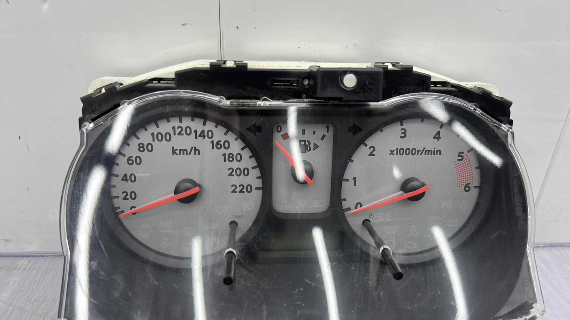 Compteur NISSAN NOTE 1 PHASE 1 Diesel - 1