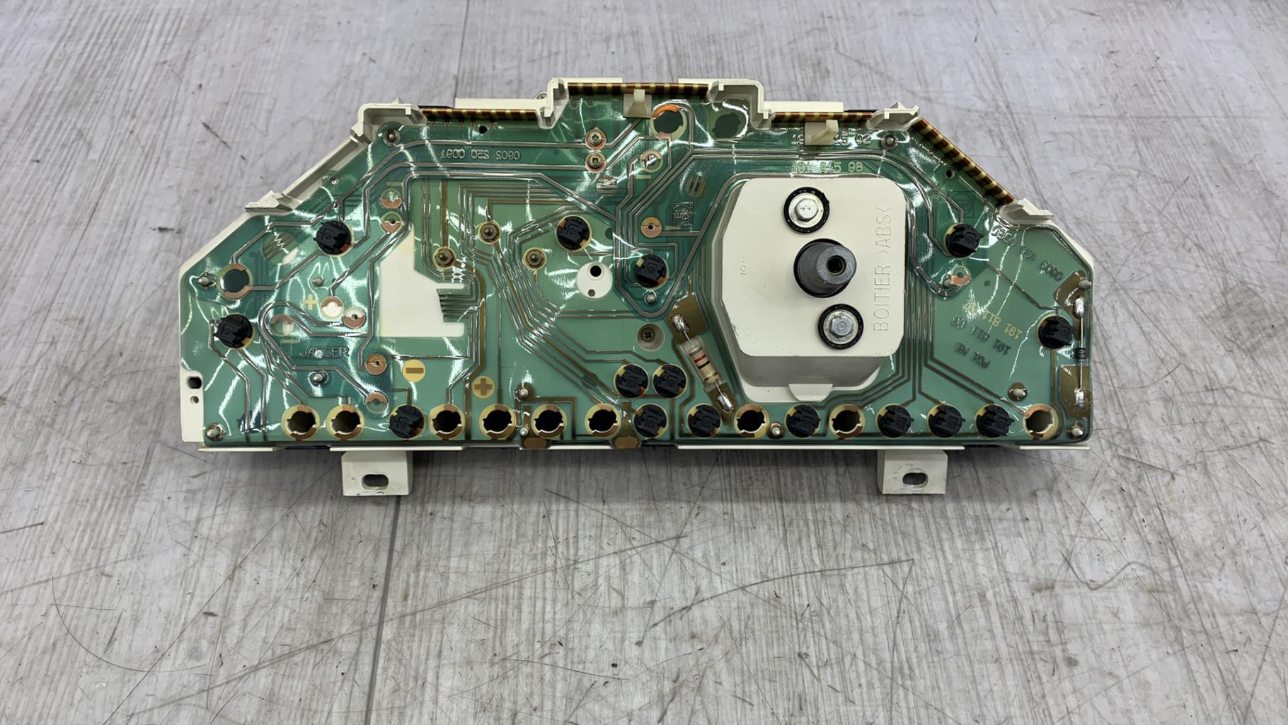 Compteur PEUGEOT 106 PHASE 1 Essence - 1