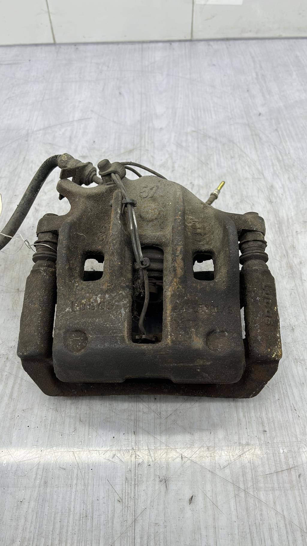 Pinza freni anteriore destra PEUGEOT 406 PHASE 1 Diésel - 1