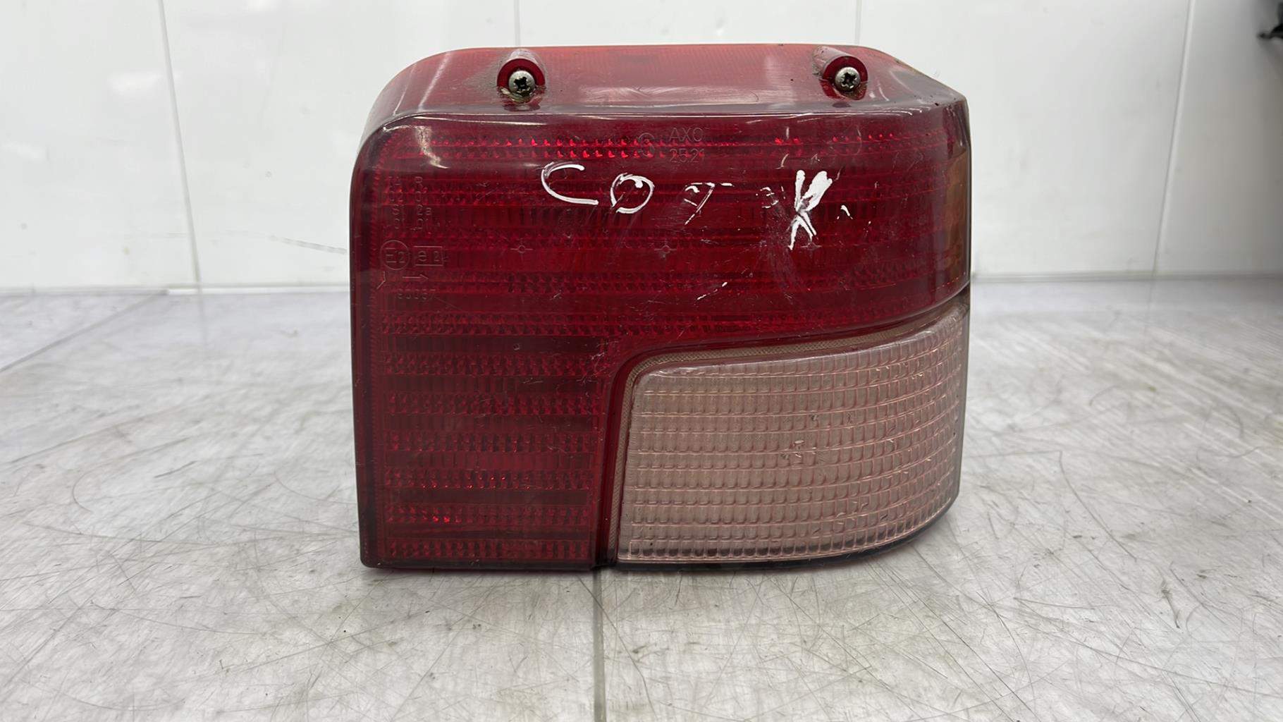 Fanale posteriore principale destro (luci) PEUGEOT 205 PHASE 2 Gasolina - 1