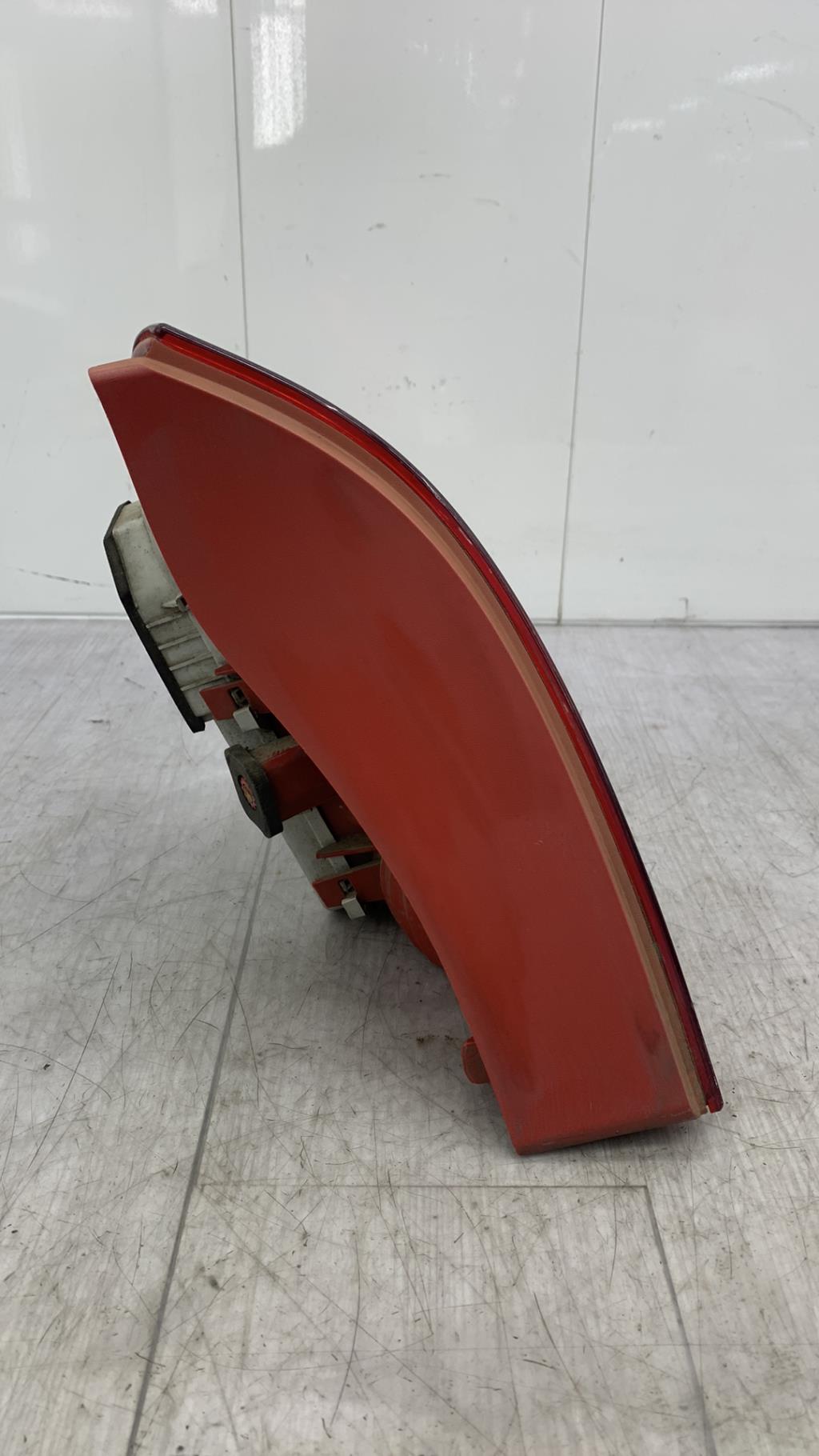 Fanale posteriore principale destro (luci) RENAULT CLIO 2 PHASE 1 Diésel - 1