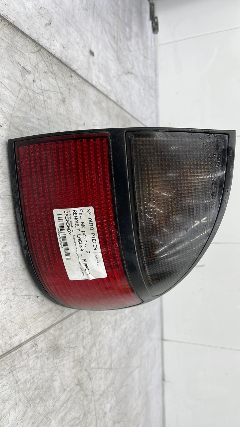 Fanale posteriore principale destro (luci) RENAULT LAGUNA 1 PHASE 1 Gasolina - 1